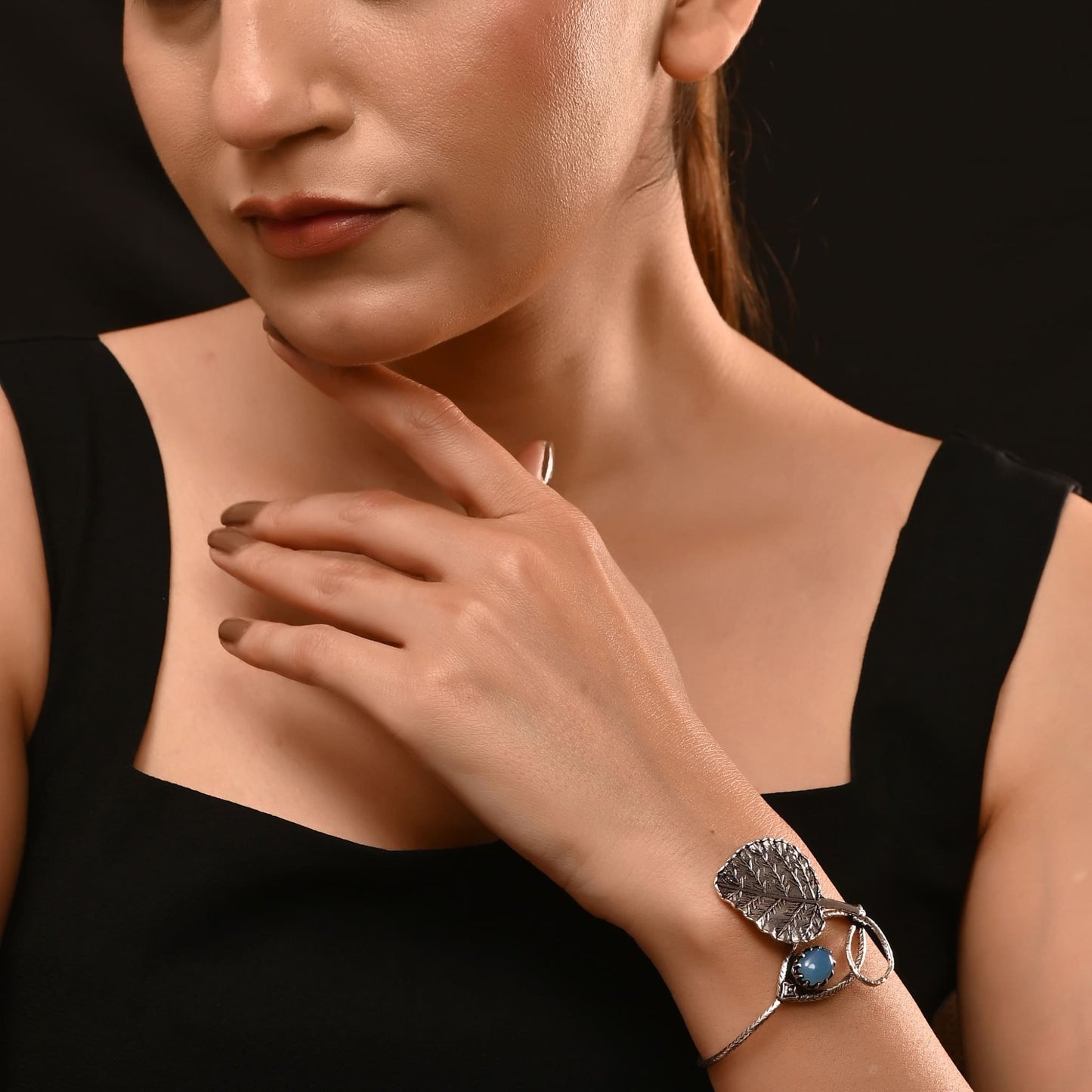 Handmade 92.5 Silver Bangle with Kelsey Onyx Stone | Leaf Design Sterling Silver Bracelet