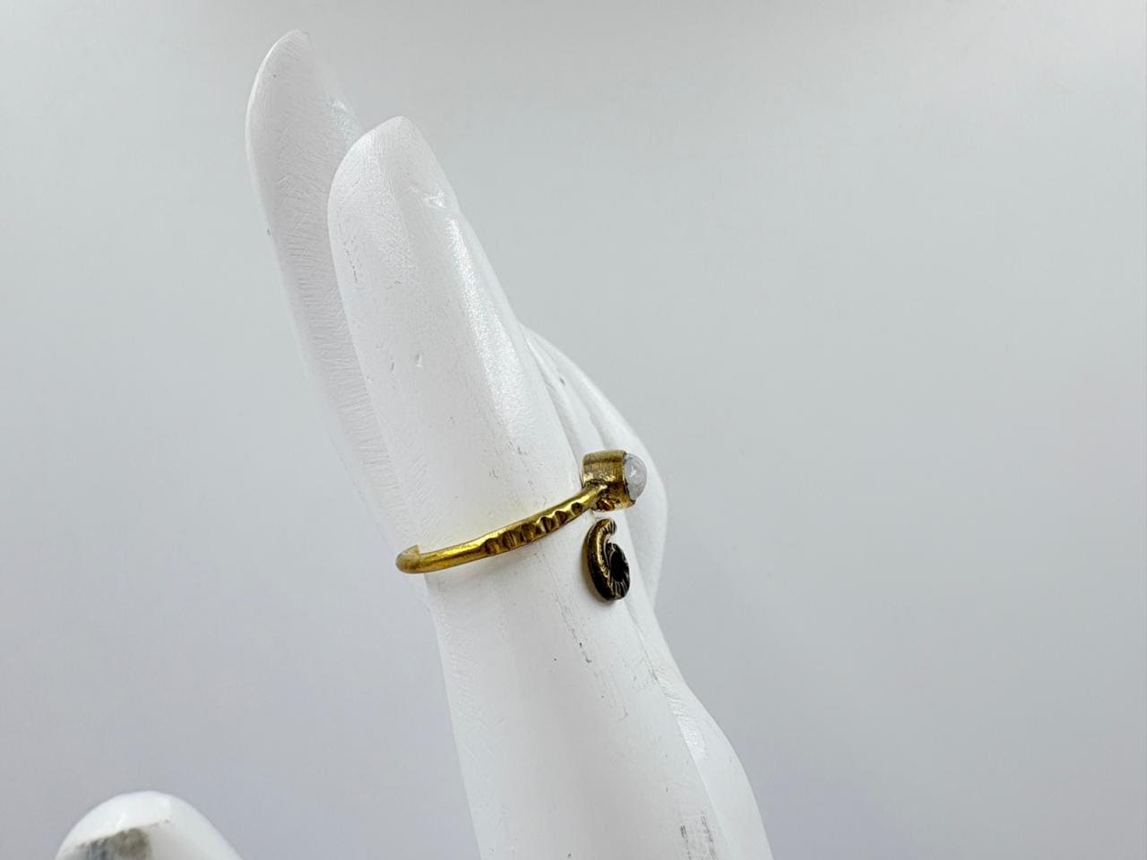 Vintage Spiral White Rainbow Adjustable Ring