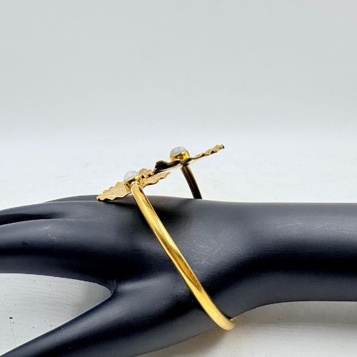 Golden Brass Leaf Bangle with Gemstone Accent