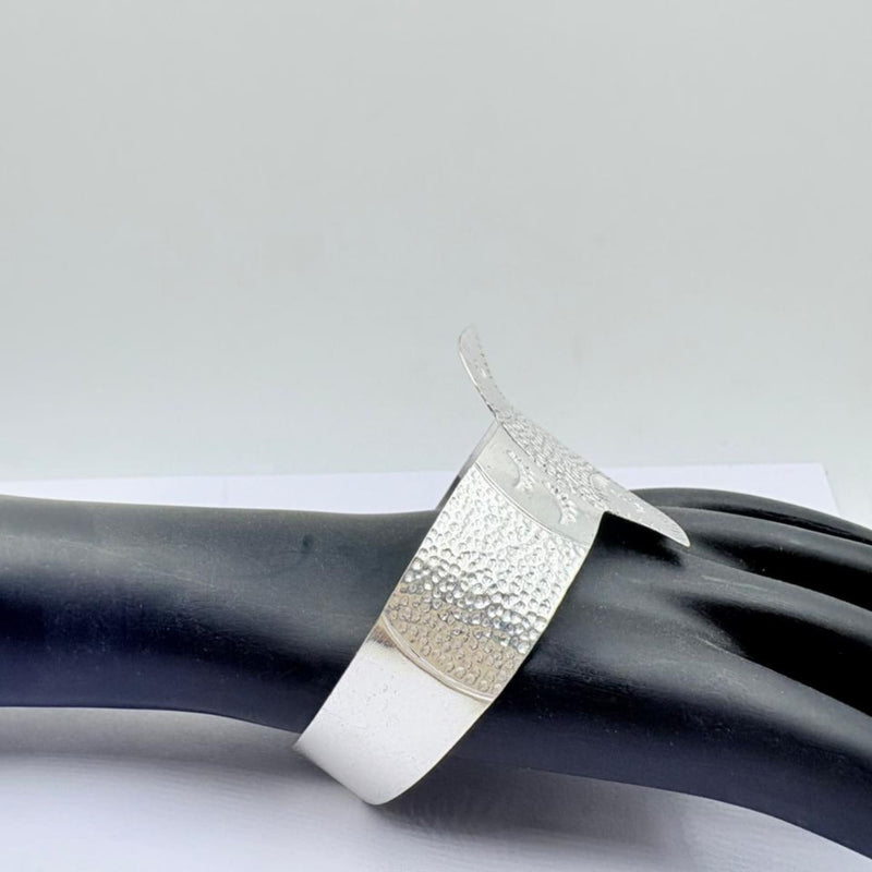 Graceful Bird Motif Handcrafted Silver Bangle