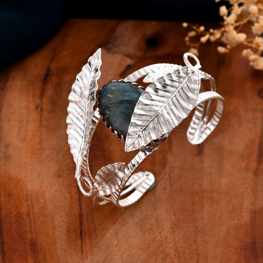 Handmade Silver 92.5 Bangle with Black Rainbow Stone – Designer Leaf Pattern Bracelet