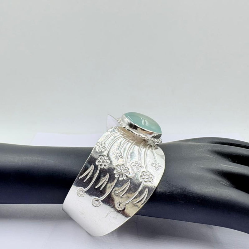 Elegant Chalcedony Onyx Engraved Silver Bangle
