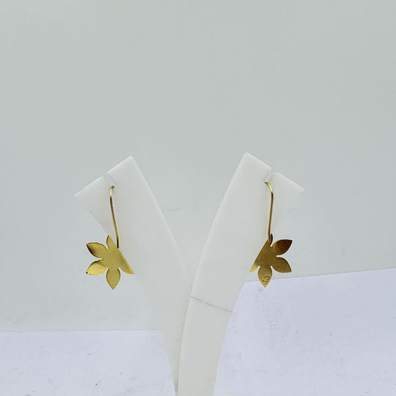 Green Onyx Floral Earrings – Elegant Handcrafted Bloom