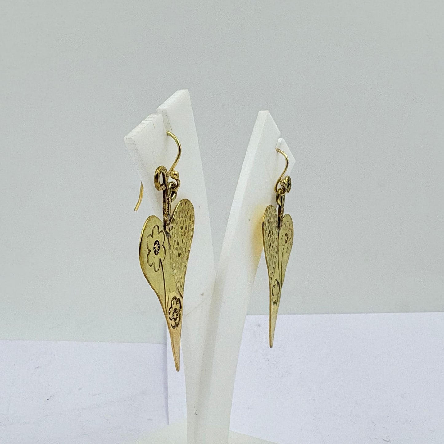 Golden Heart Floral Earrings – Handcrafted Elegance