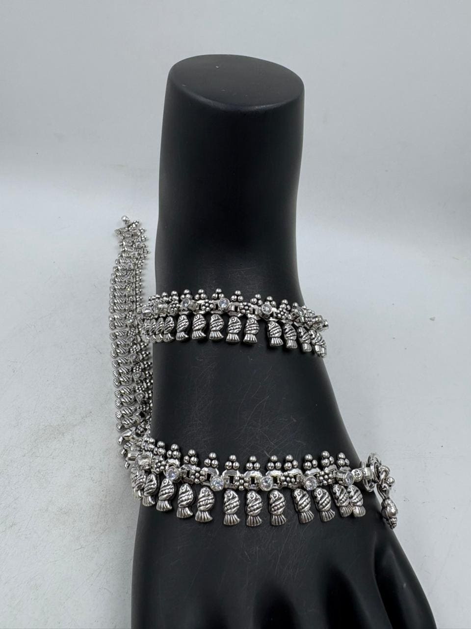 Luxury Silver Anklet – Antique Polish Fish Motif Jewellery