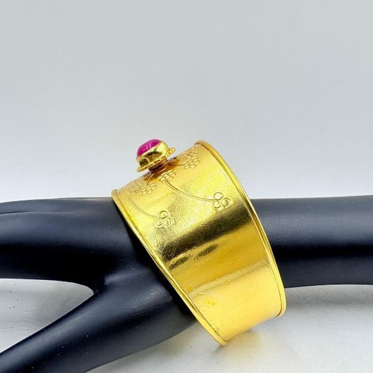 Golden Blossom Brass Bangle with Pink Onyx Stone