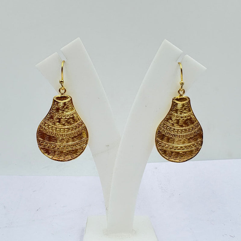 Golden Pot-Shaped Earrings – Handcrafted Perfection