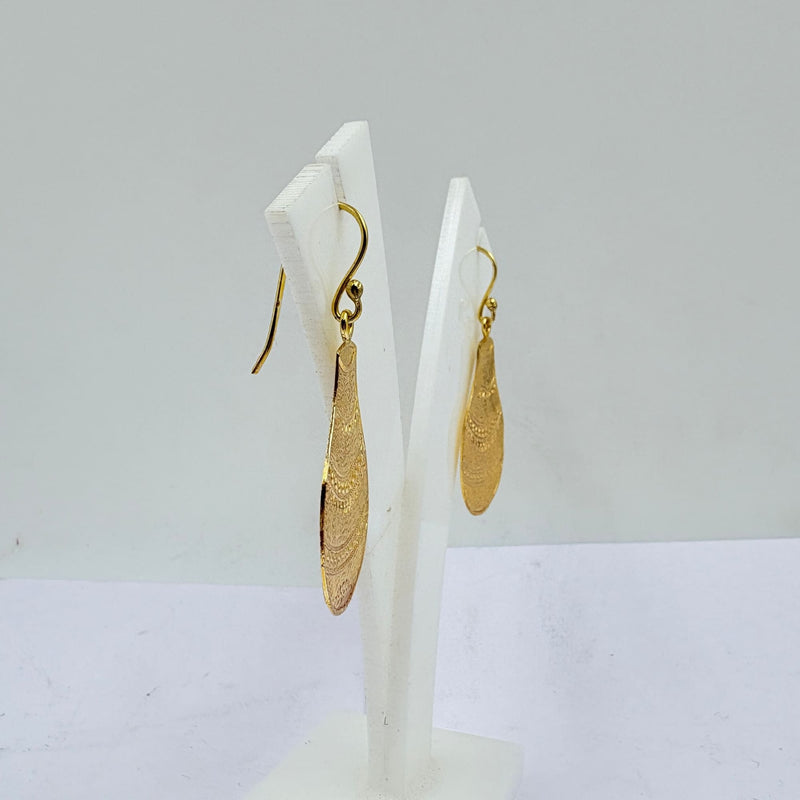 Golden Pot-Shaped Earrings – Handcrafted Perfection