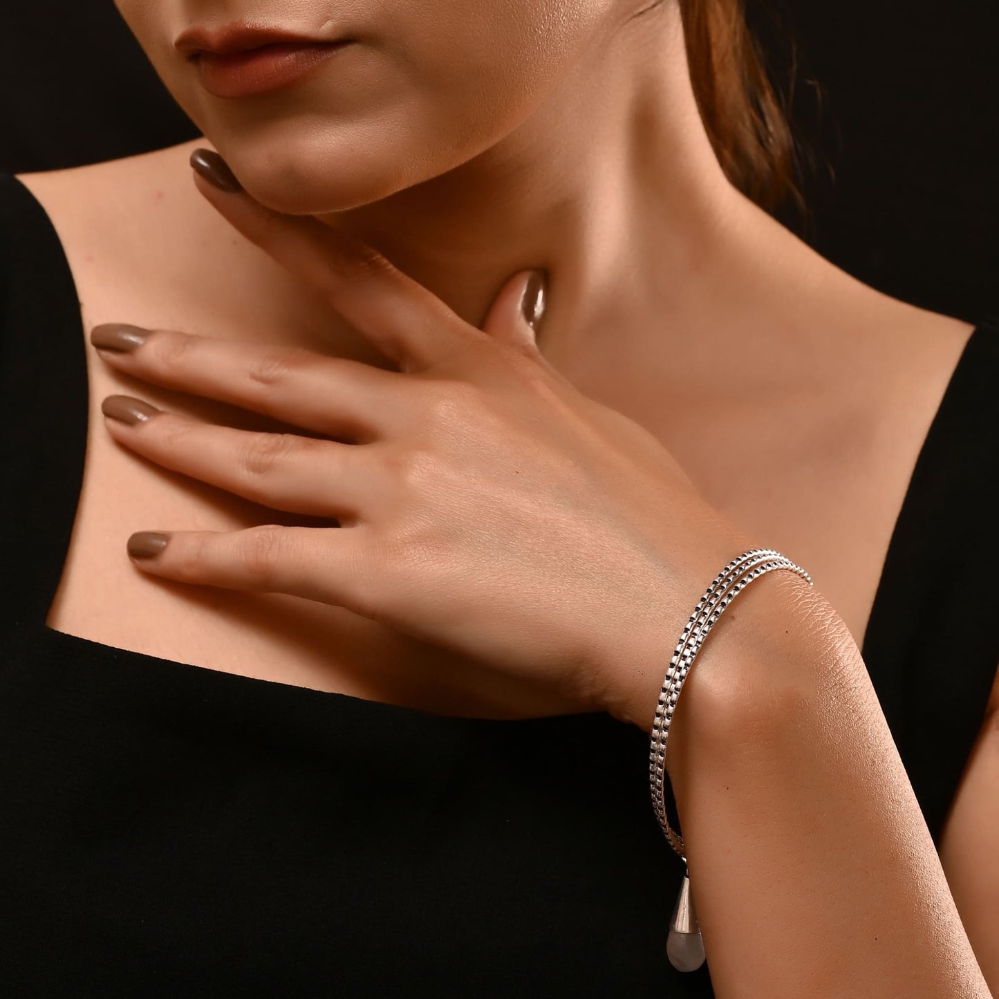 Handmade 92.5 Silver Bangle with Rose Quartz Stone – Adjustable & Elegant