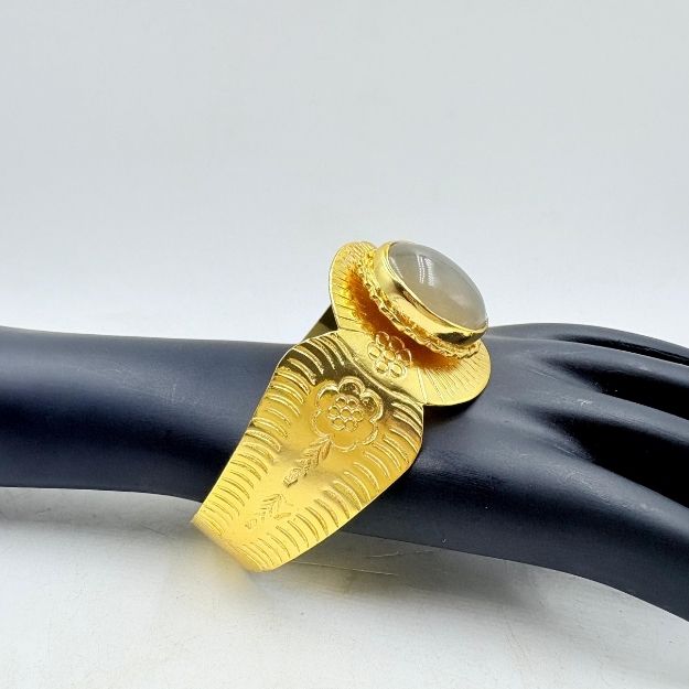 Golden Radiance Bangle with Smoky Onyx Glow
