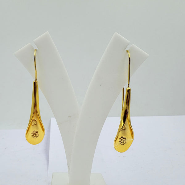 Golden Teardrop Floral Earrings – Elegant Handmade