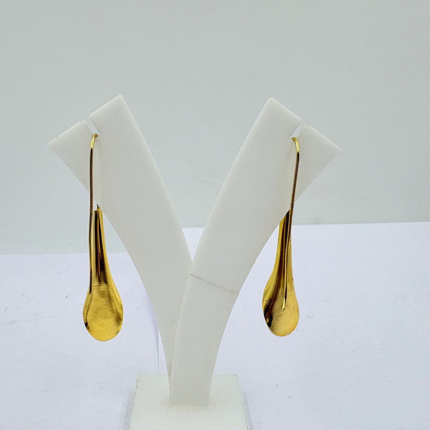 Golden Teardrop Floral Earrings – Elegant Handmade