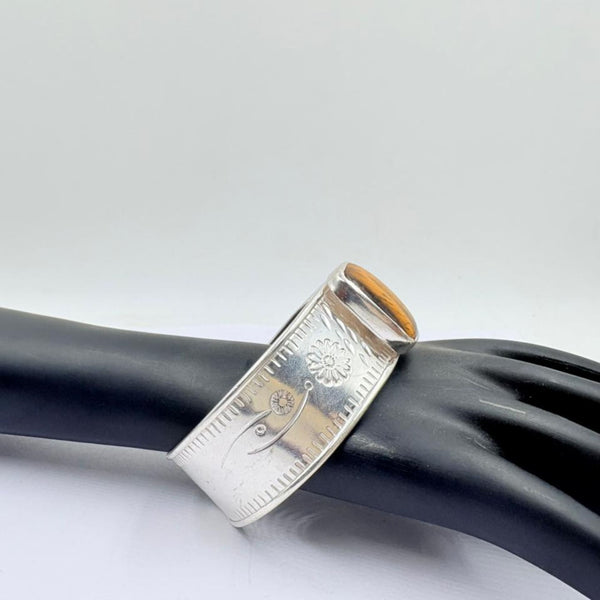 Majestic Tiger Stone Carved Silver Art Bangle