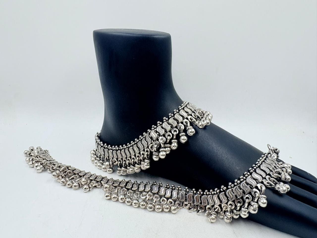 Wedding Silver Anklet – Antique Finish Heavy Payal with Ghungroo