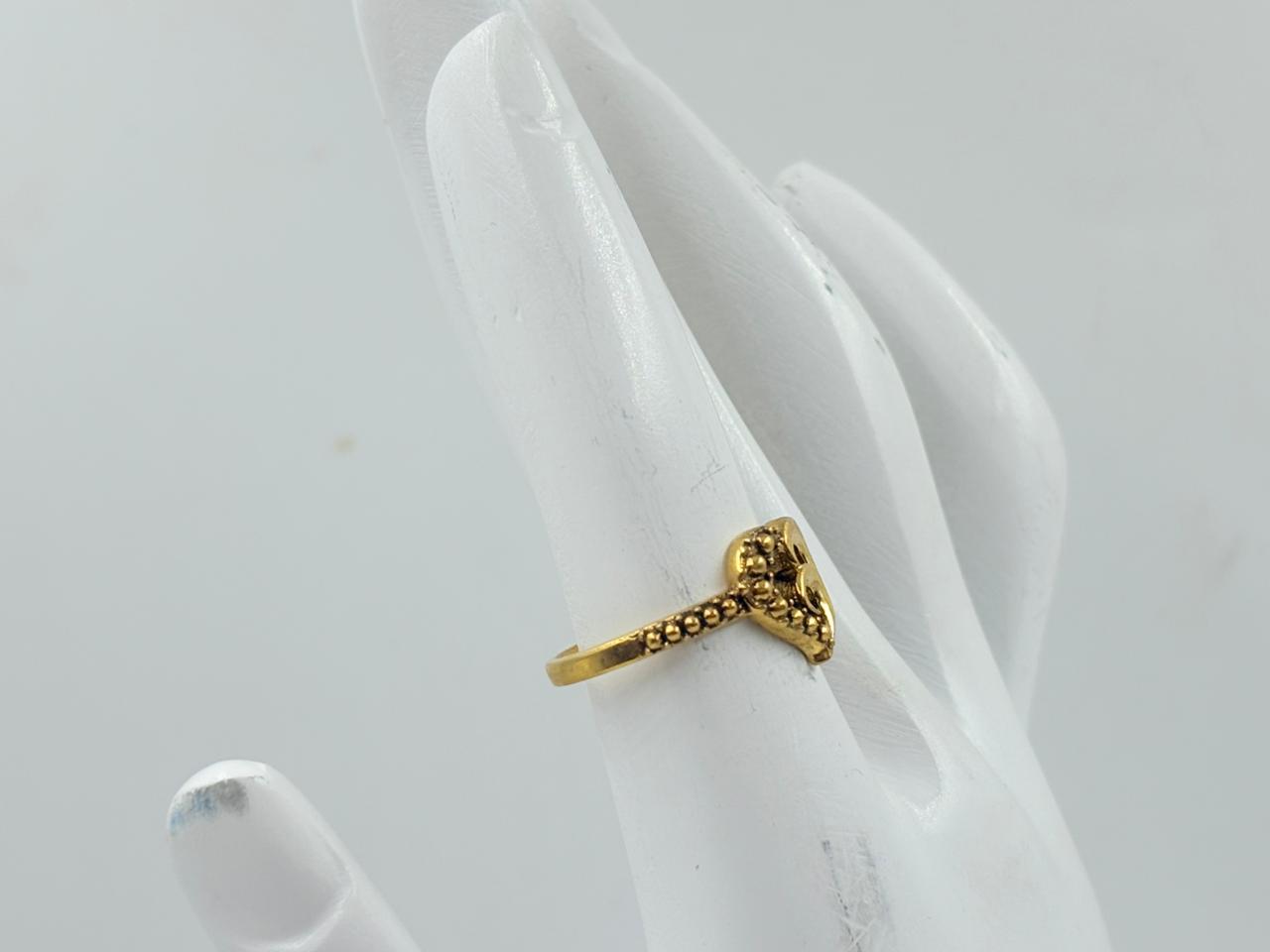 Golden Double Heart Ring – Elegant Design MOBR61