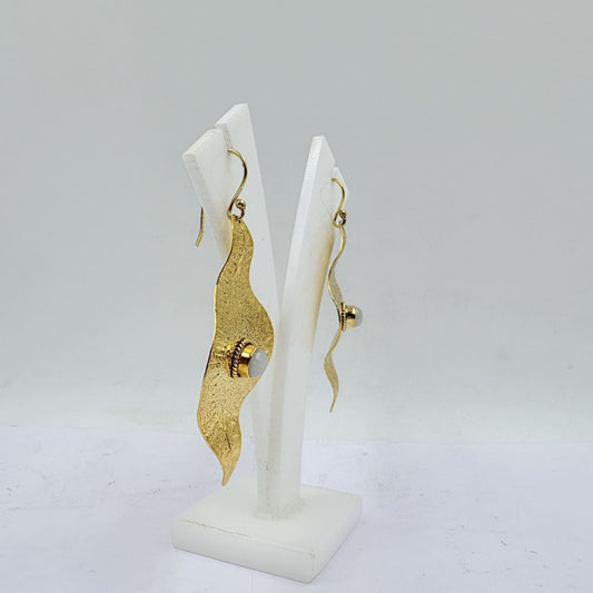 White Rainbow Textured Leaf Earrings – Elegant Glow