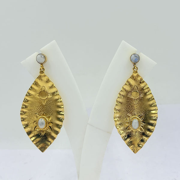 White Rainbow Leaf Earrings – Elegant Textured Charm