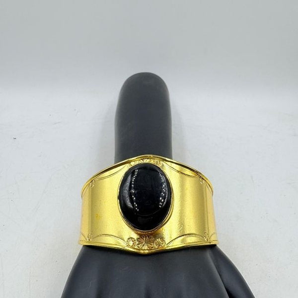Handmade Brass Cuff with Black Onyx Stone