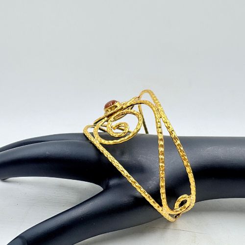 Royal Swirl Brass Bangle with Red Gemstone Center