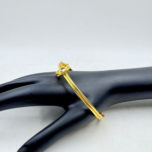 Elegant Brass Knot Bangle with 18K Gold Plating