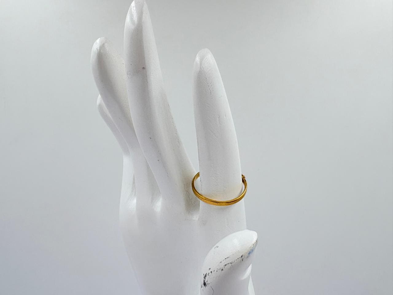 Royal Heart Embrace Ring