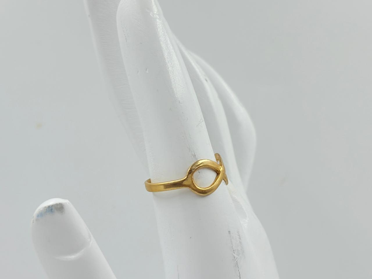 Infinity Loop Gold Ring – Elegant Brass Design (MOBR66)