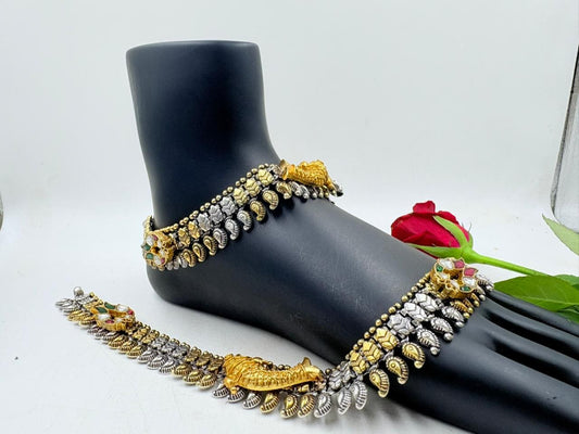 Silver Anklet with Antique Polish – Dual Tone Fish Motif Designer Payal (126 g)